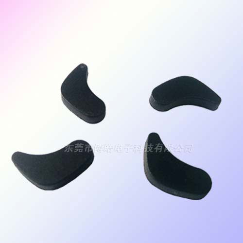 廠家長(zhǎng)期供應(yīng)硅膠腳墊|硅膠墊片加工廠