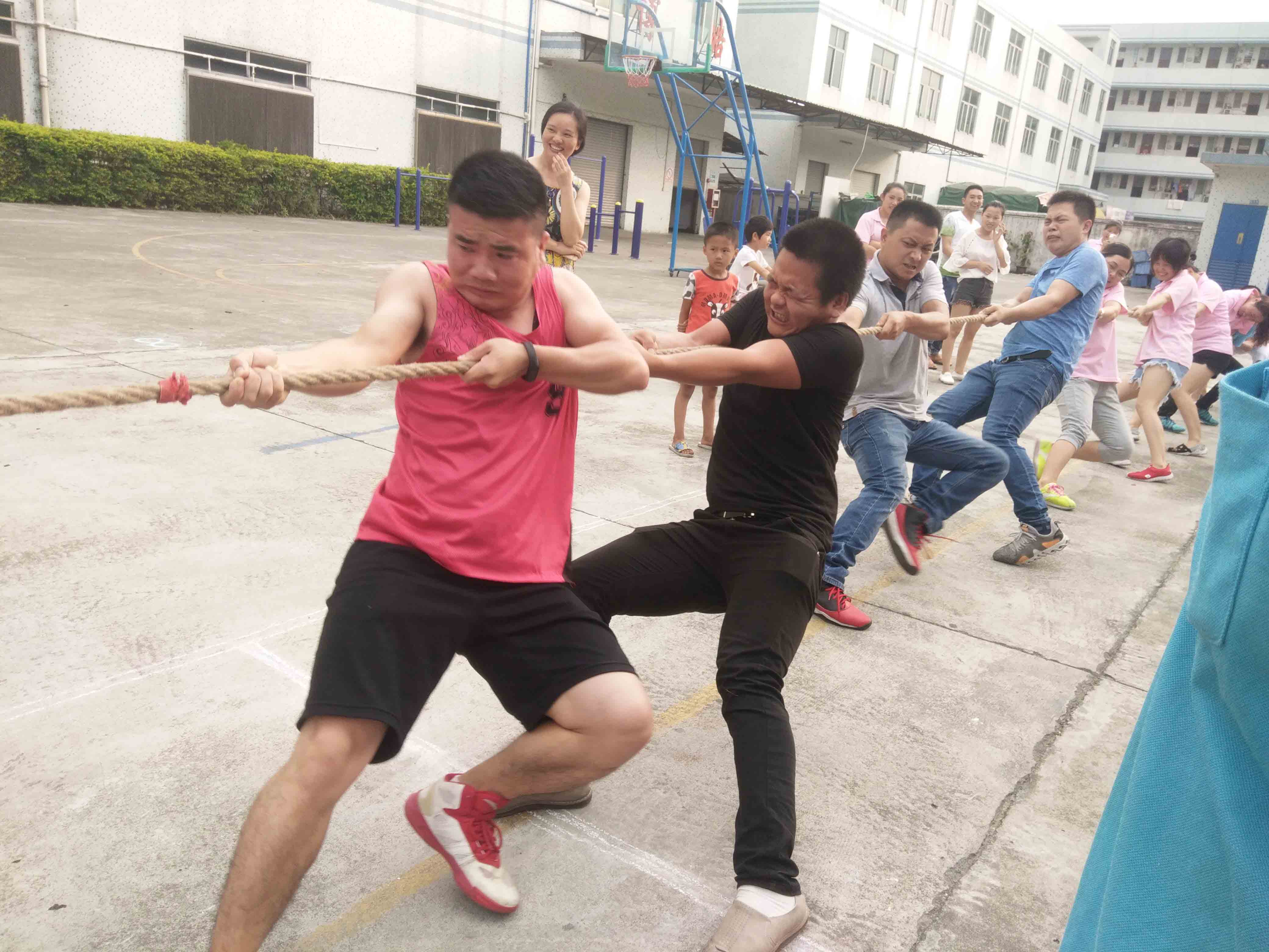 第五屆博皓硅膠加工廠拔河比賽